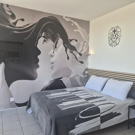 Confortable Avec Clim - Cap D'agde - Fr-1-867-17