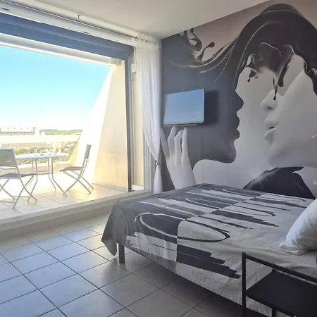 Confortable Avec Clim - Cap D'agde - Fr-1-867-17 *